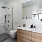 Luxury 5-bedroom Altabianca With A Heated Pool, Finnish Sauna, An Outdoor Cinema, 50m From The Villa Supetar