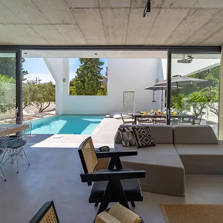 Luxury 5-bedroom Altabianca With A Heated Pool, Finnish Sauna, An Outdoor Cinema, 50m From The Villa